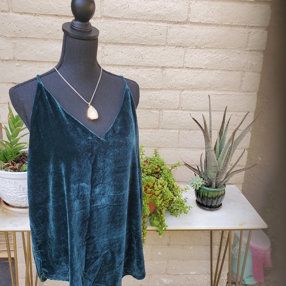 LOFT Tops - LOFT Vellvet Strappy Cami